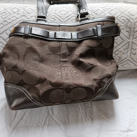 Purse - Picture 3 of 12